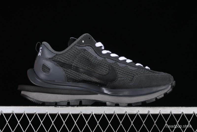 Nike Sacai VaporWaffle 3.0 Fashion-Forward Casual Sneakers - CV1363-105