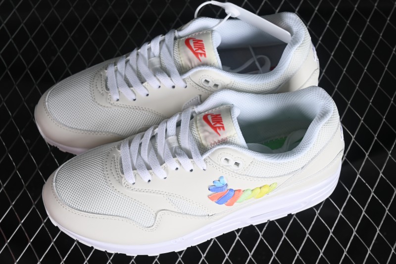 Nike Air Max 1 Retro Running Shoes with Half-Sole Air Cushion - FN4782-100