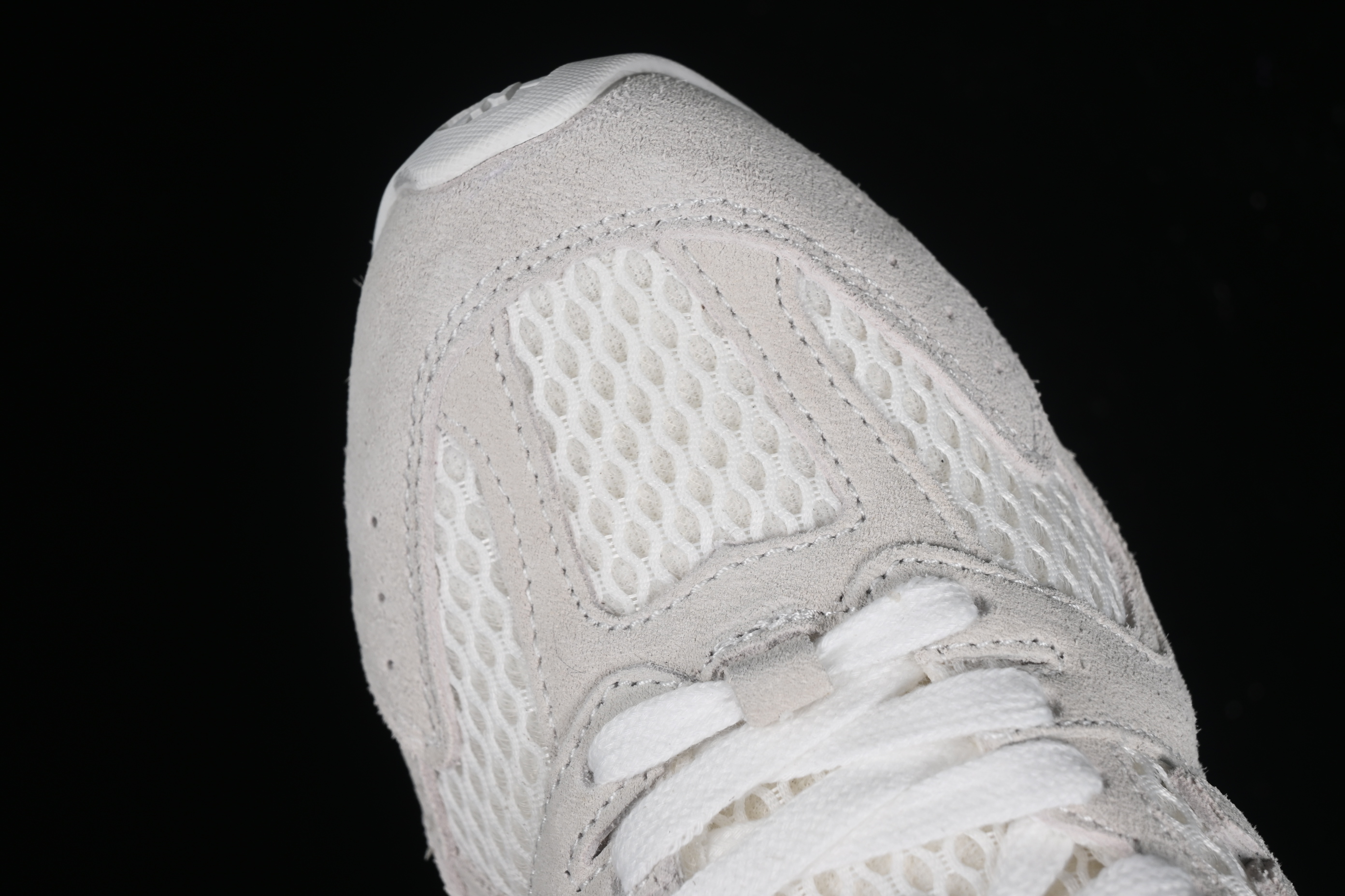 MiuMiu x New Balance 530 Low-Top Retro Casual Running Sneakers in White - 530