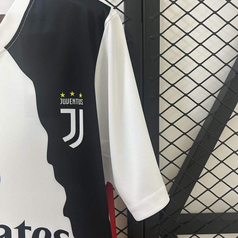 Cristiano Ronaldo Commemorative Edition