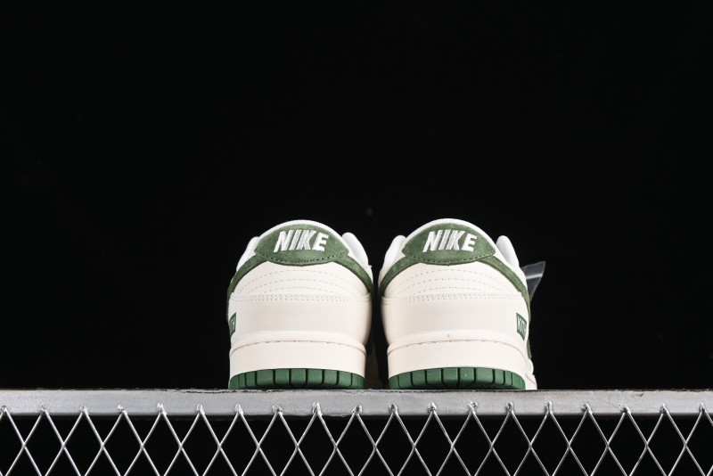 Nike SB Dunk Low KITH Collaboration Anniversary Edition - DQ1098-386