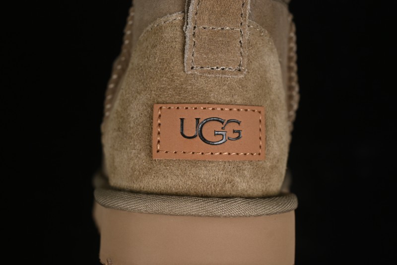 UGG Classic Ultra Mini Short Boots with Genuine Australian Sheepskin and TREADLITE Outsole - 1116109
