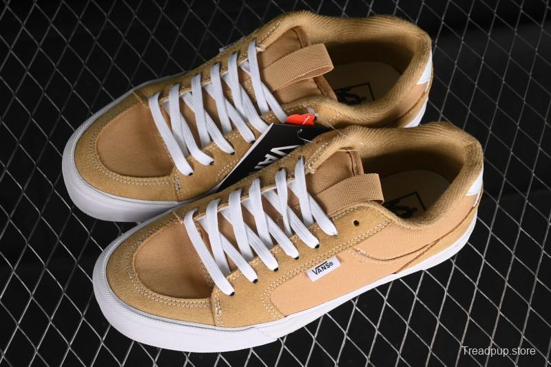 Vans Chukka Push Low-Top Skate Shoes in Beige with Slip-Resistant Sole - VN000CZW4MG