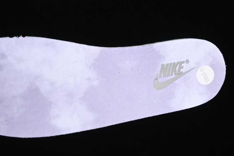Nike Dunk Low Cool Grey SB Skateboarding Shoes with Washed Effect - FV1167-001