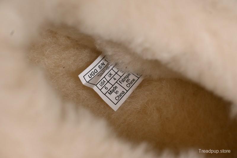 UGG Dakota 5CM Classic Wool Snow Boots with TREADLITE Technology - 1134813