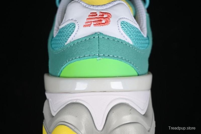 New Balance 9060 Series Hook and Loop Kids Shoes - PV9060DBT