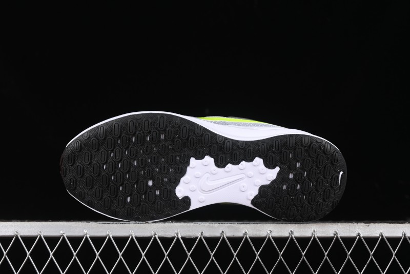 Nike Revolution 7 Wide Running Shoes with Breathable Mesh Upper and Durable Rubber Outsole - FB2207-002