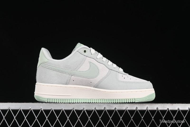 Nike Air Force 1 '07 Low Casual Sneakers with Full-Length Air Cushion - HQ1497-099
