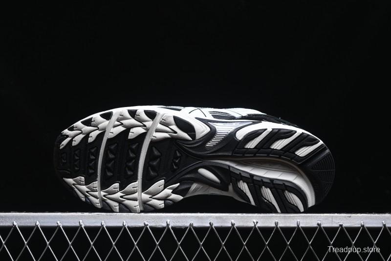 Asics Gel-Kahana Tr V4 Running Shoes with FF BLAST PLUS Cushioning - 1203A497-100