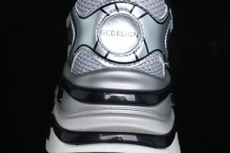 GG-CC Casual Running Shoes with Asymmetrical Design - G24X8633B