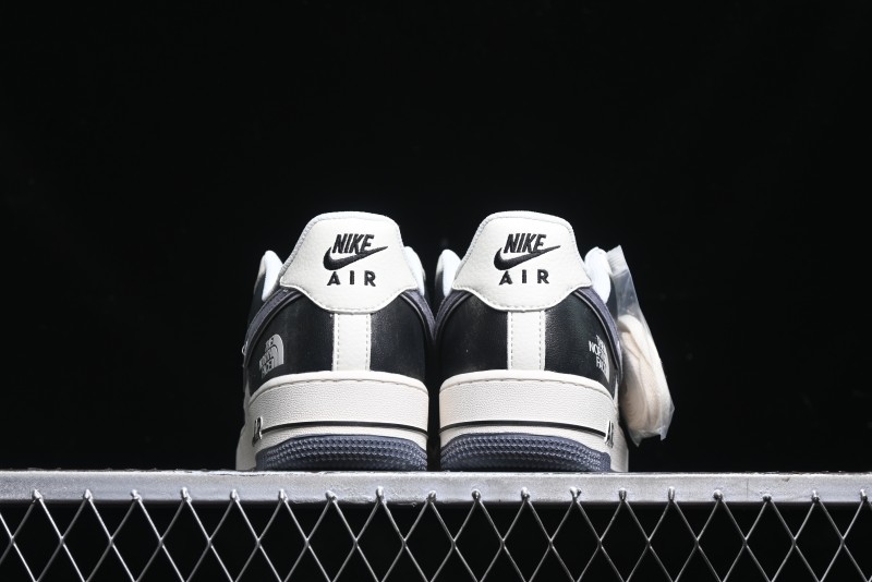 Nike Air Force 1 '07 Low The North Face Collaboration Jacket Black Casual Sneakers - DM6688-004