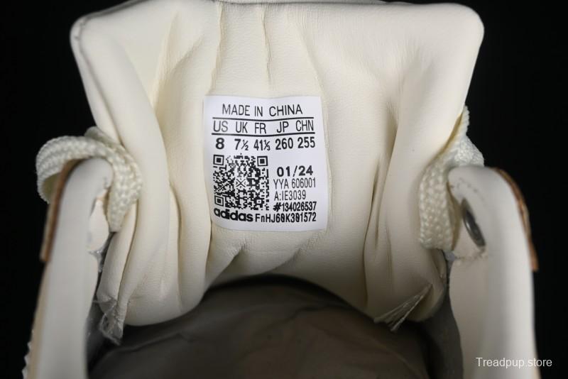 Adidas Originals Superstar Casual Sneakers with Shell Toe Design - IE3039