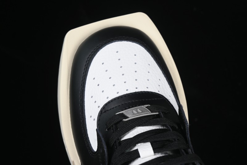 Choco Concert Leather Round Square Asymmetric Fashion Sneakers Black White - AJE5