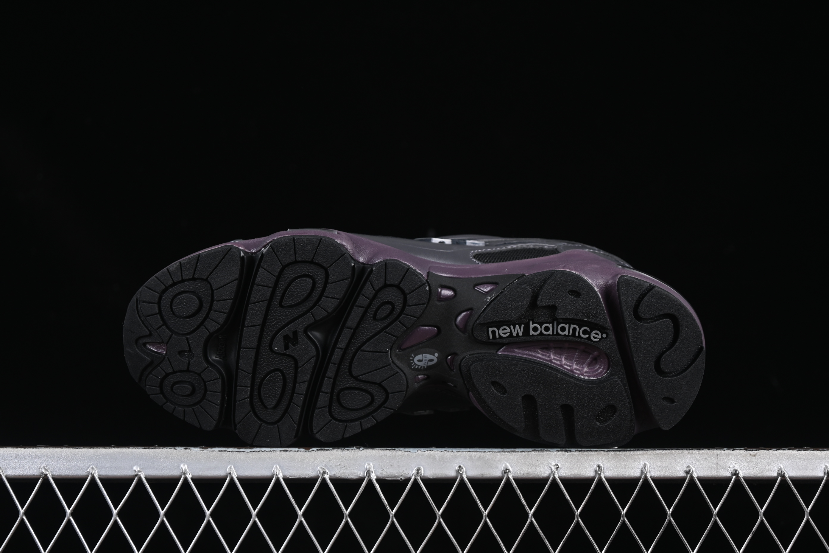 New Balance 1000 Series Retro Dad Style Low-Top Casual Running Shoes - M1000EB