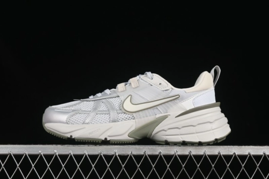 Nike Runtekk V2K Retro Low-Top Running Shoes with Cushlon Foam Midsole - FD0736-006