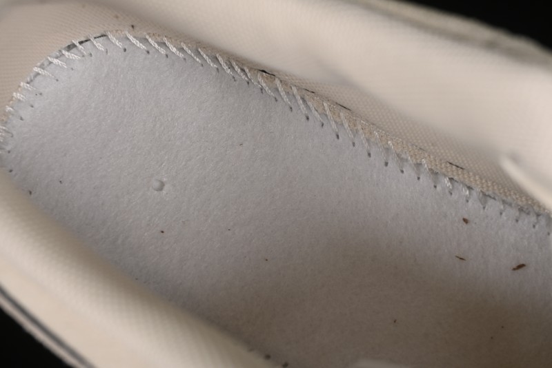 Nike Air Force 1'07 Low Casual Sneakers with Full-Length Air Cushion - HQ1966-200