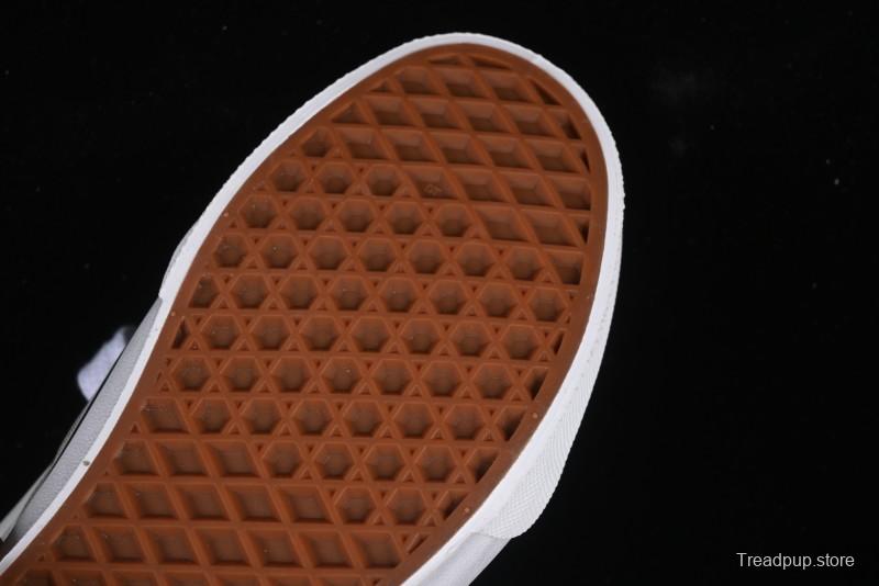 Vans Knu Skool Low-Top Retro Chunky Sneakers - VN000D6ZH2B