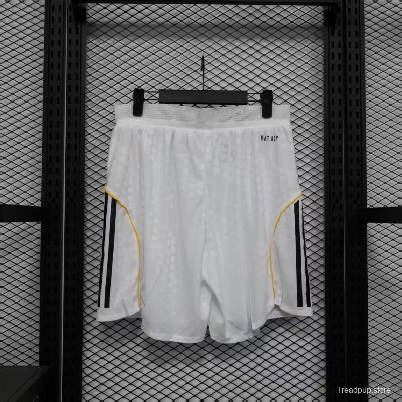 Player Version 25/26 Real Madrid Home Shorts