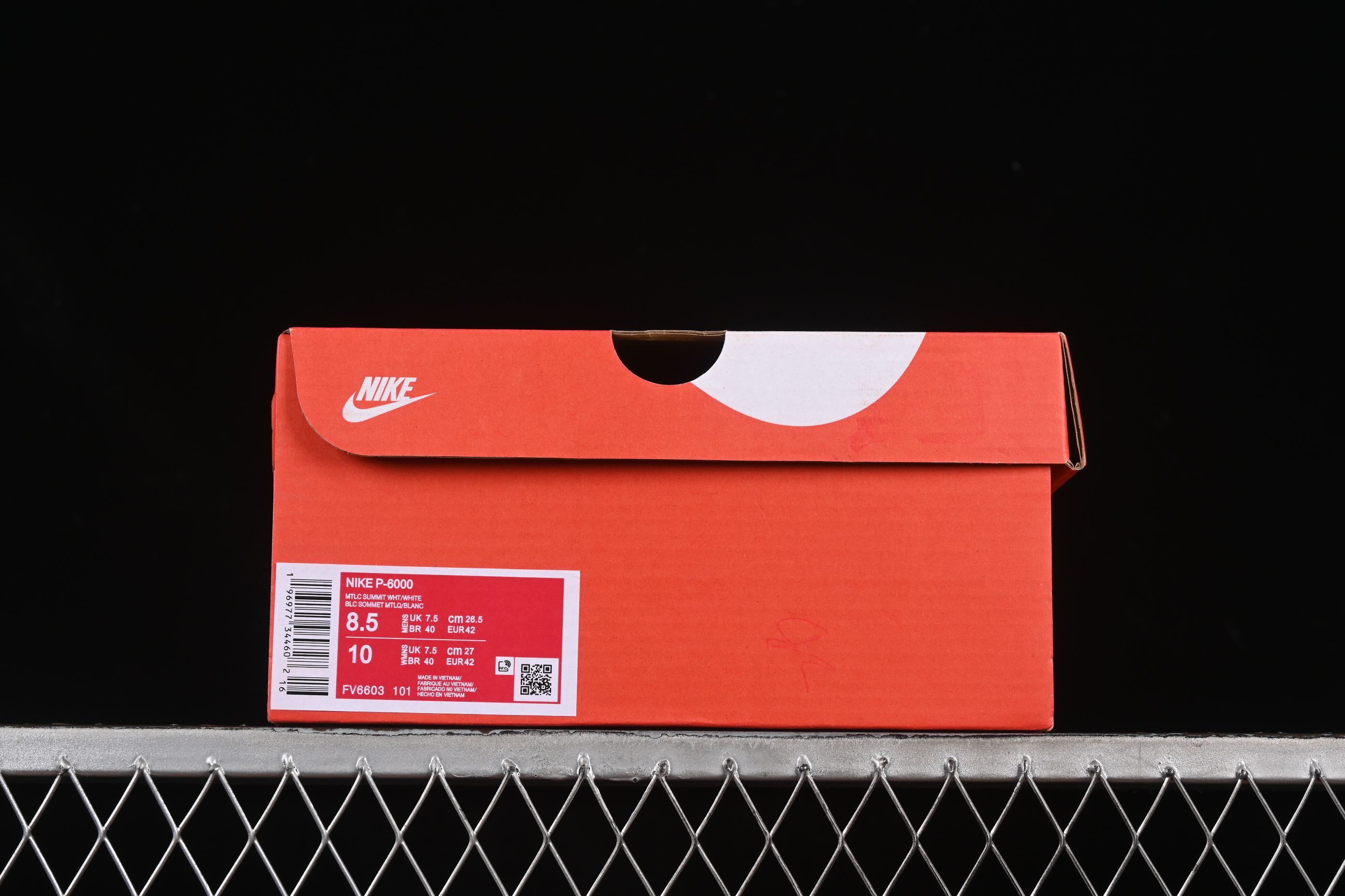 Nike P-6000 Premium Retro Casual Dad Shoes with Lightweight Design - FV6603-101