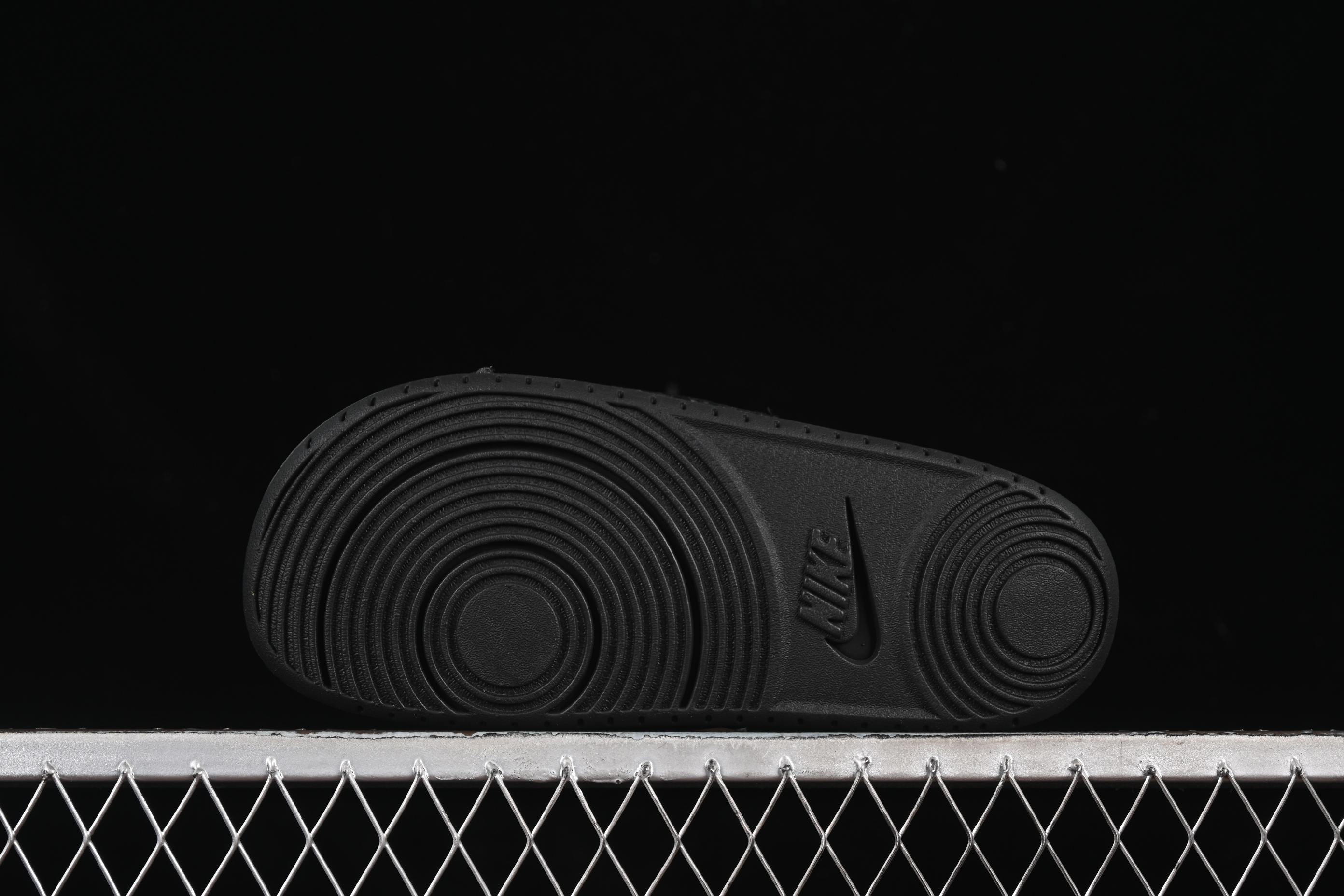 Nike Kobe Offcourt Slide Casual Slides in Pure Black - IF2870-001