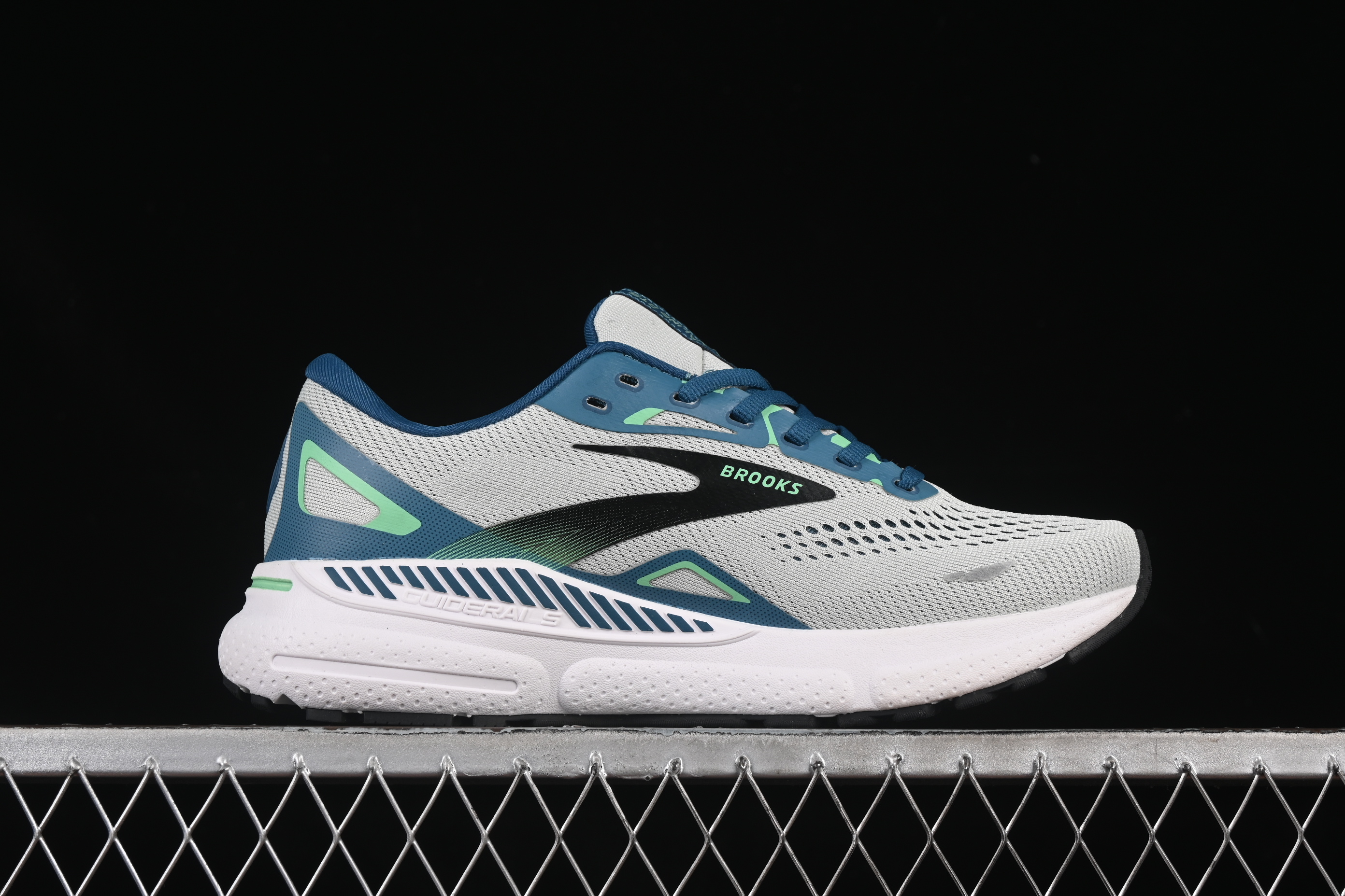 Brooks Adrenaline GTS 23 Mesh Running Shoes - 1103911D427