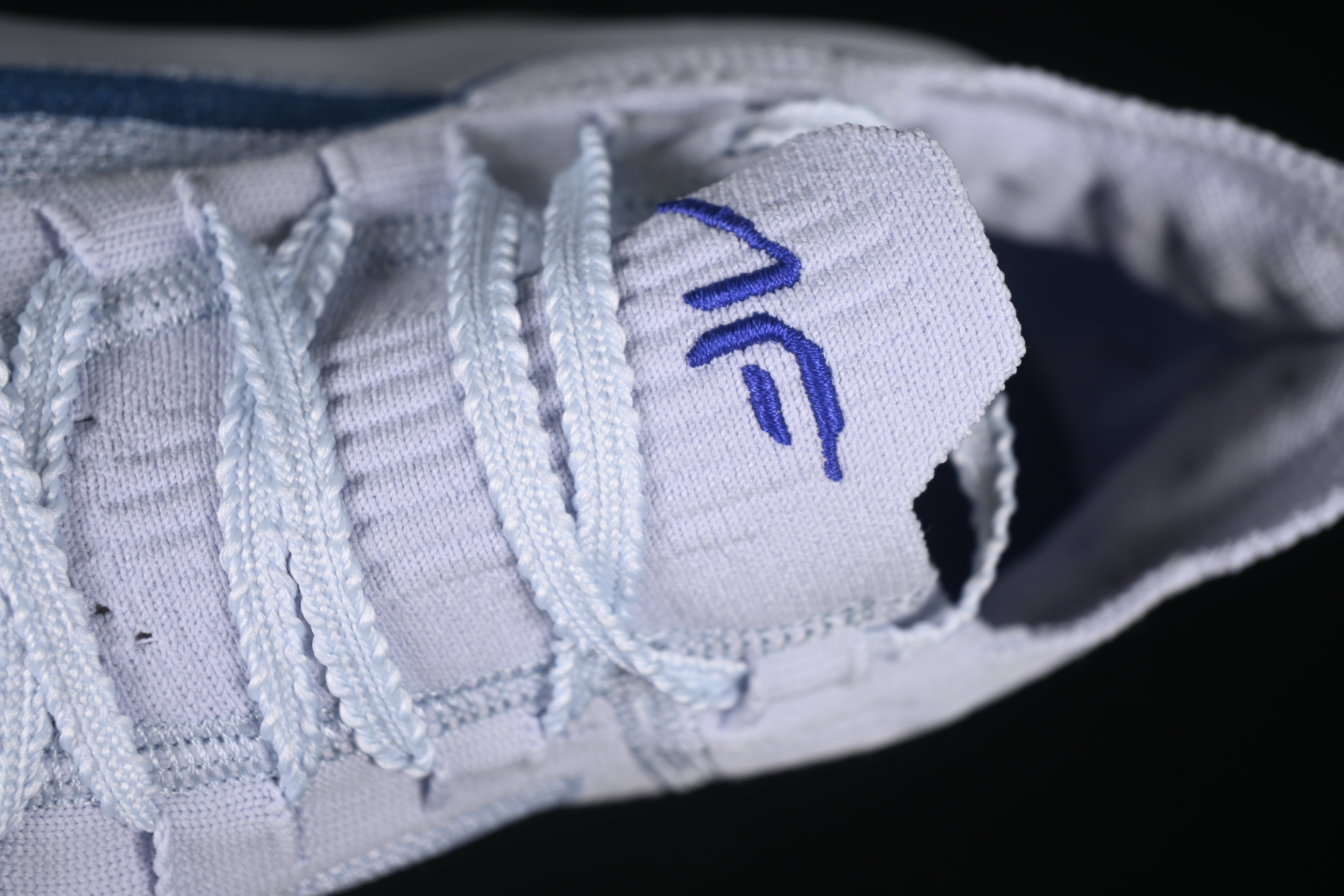 Nike Zoom AlphaFly Next 3% Prototype Marathon Running Shoes with Dual Air Zoom and ZoomX Foam - FD8311-001