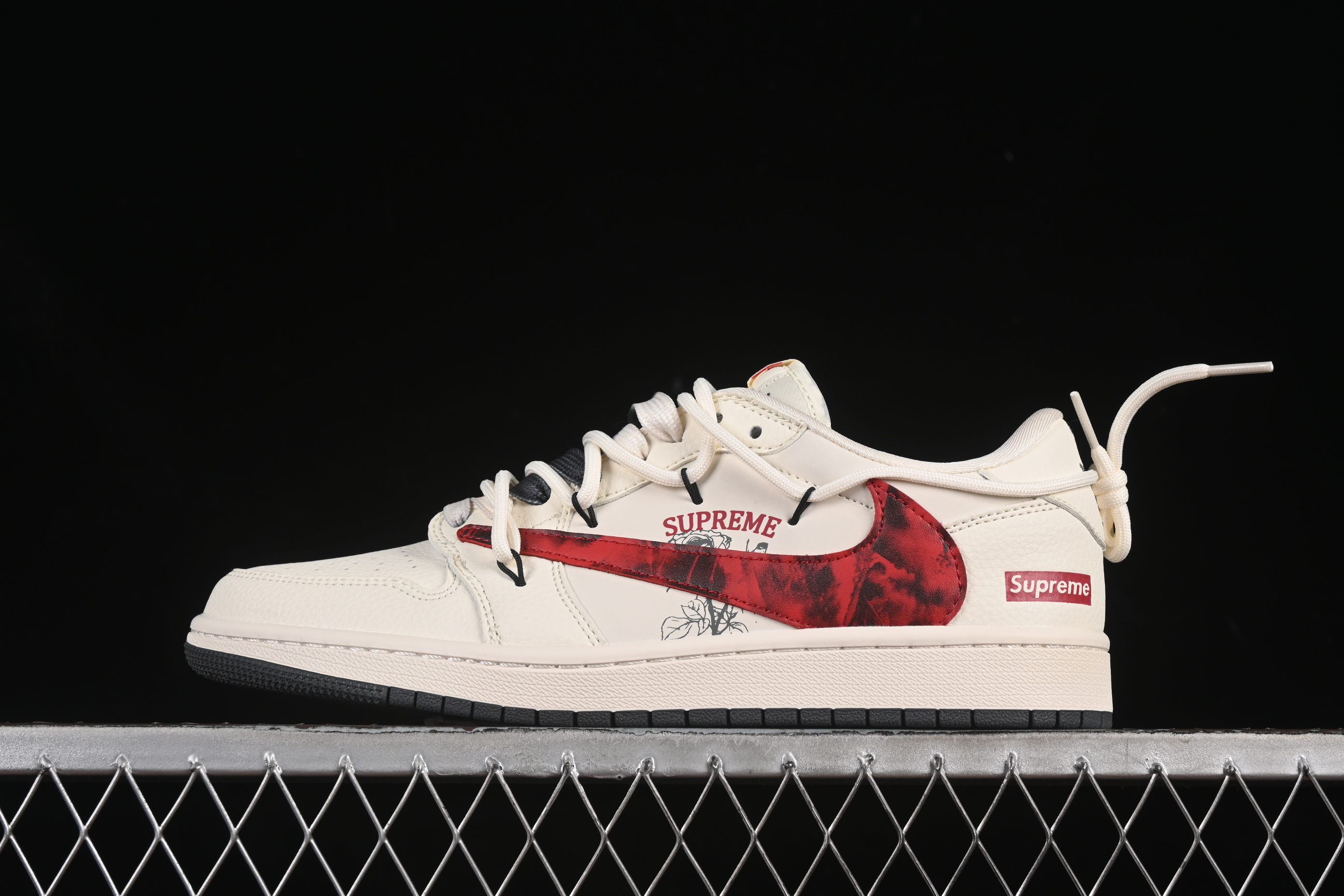 Nike Travis Scott x Fragment Design x Air Jordan 1 Low OG SP AJ1 Supreme Collaboration Sneakers with Reverse Swoosh - DM6868-109