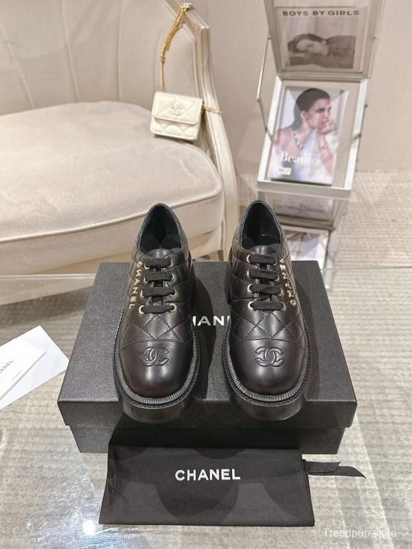 2025 Women Chanel Black Leather Oxford Lace-up B2599