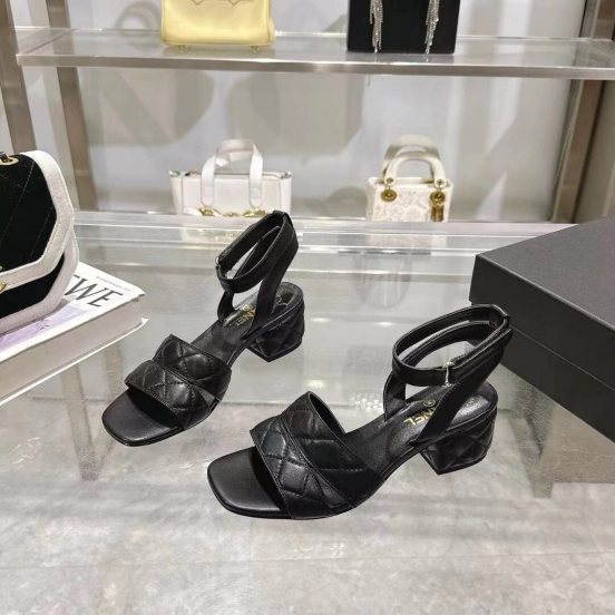 2025 Women Chanel Black Leather Sandals LY00280