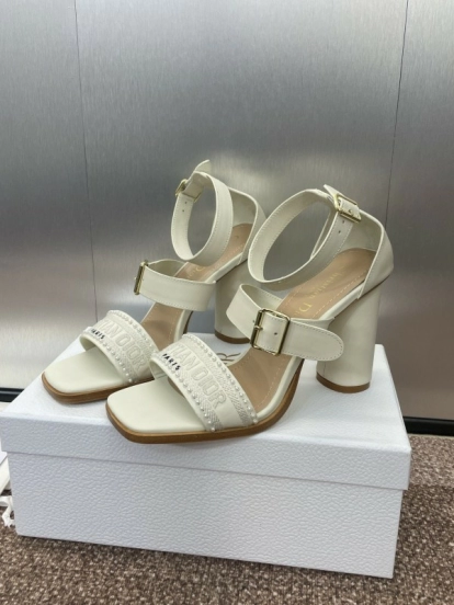 2025 Women Dior White Calfskin Leather Embroidered Sandals KFY00320