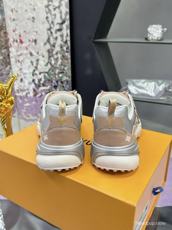 2025 Men Louis Vuitton Gradient Color Beige White Mesh Leather Sneakers MJ00420