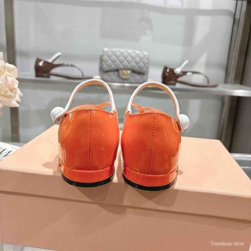 2025 Women Miu Miu Orange Patent Leather T-strap Sandals With Square Toe KFY00289(F)