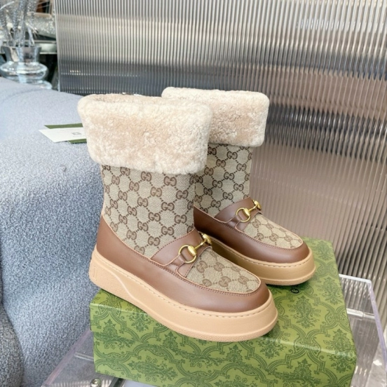 2024 Women Gucci beige brown leather shearling snow boots MJ00420