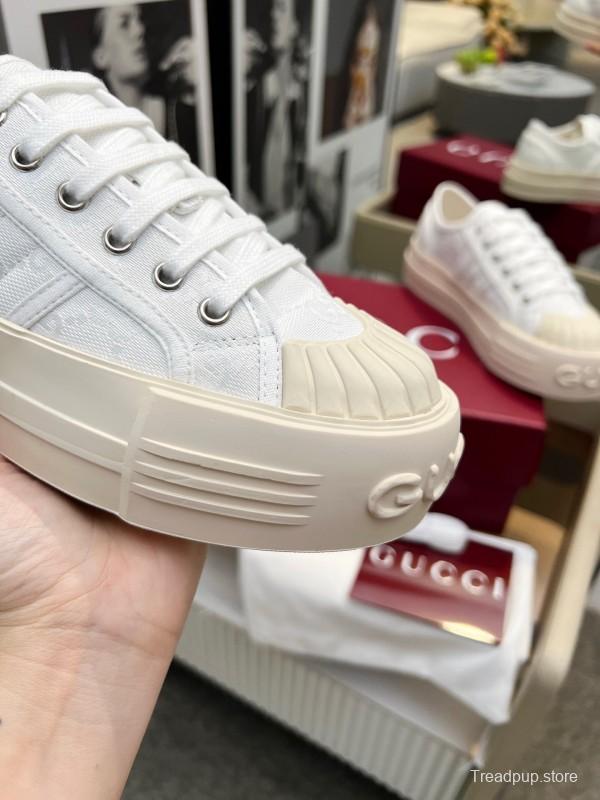 2025 Women Gucci White Canvas Sneakers LY00360