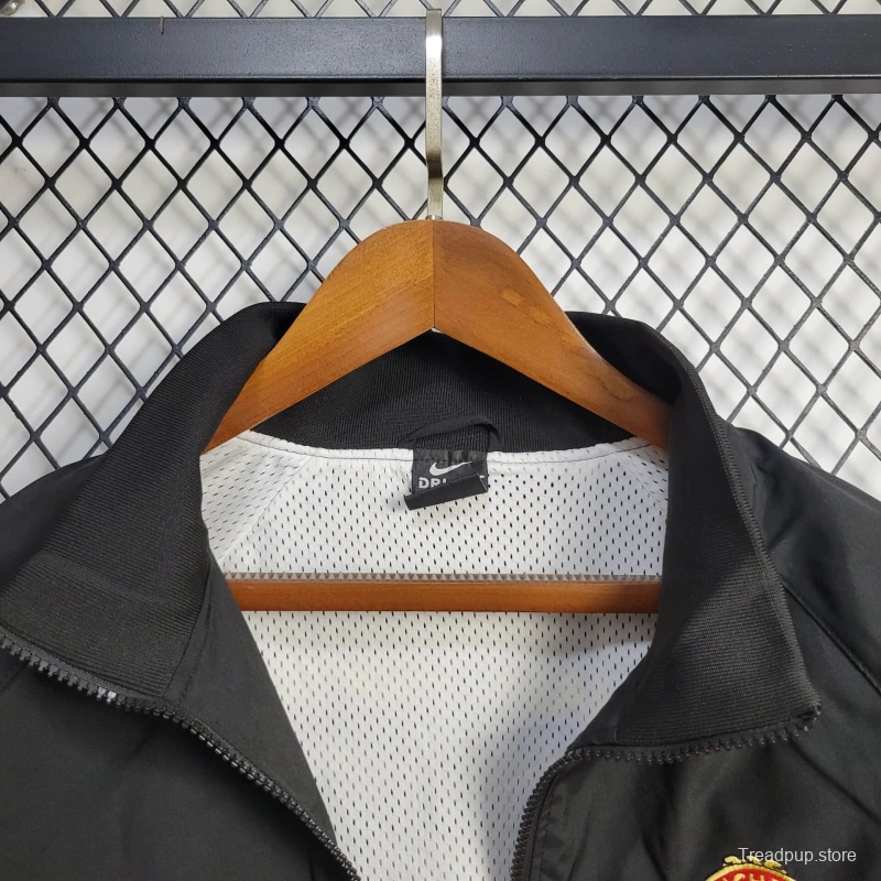 25/26 Manchester United Jacket Black/Red Windbreaker