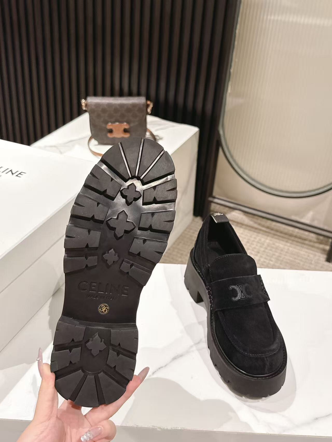CELINE 2025/SS Fall Winter Latest Runway Lisa Same Style Platform Loafers - LY00300