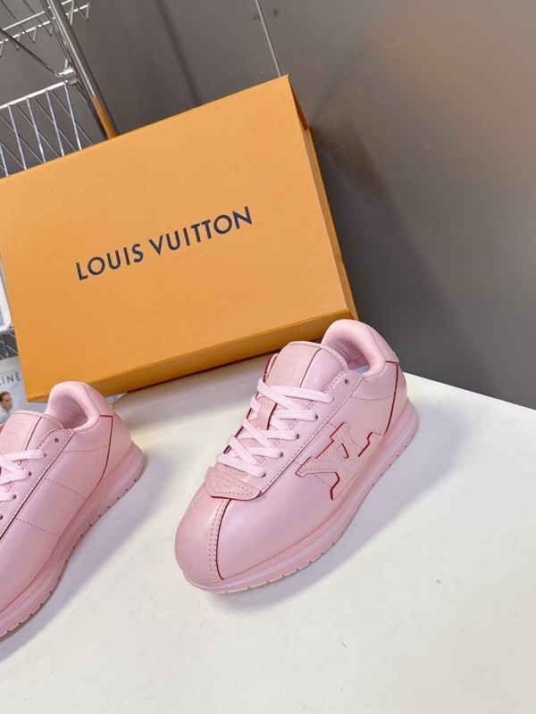 Louis Vuitton 2025 SS Pharrell Williams Collaboration Thick Sole Sneakers Retro Running Shoes - KFY00380