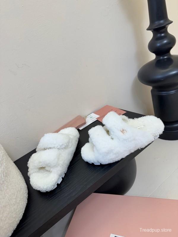 Miu Miu Spring/Summer 2025 Fur Slides - KFY00310