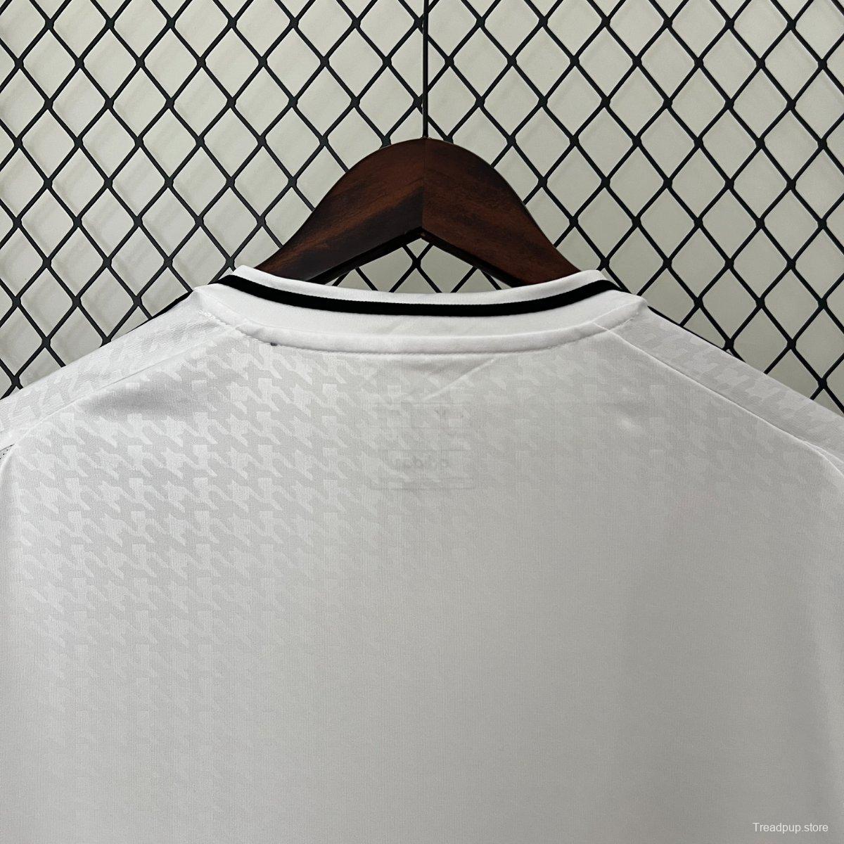 24/25 Real Madrid Home Jersey With 15 Trophy Patch