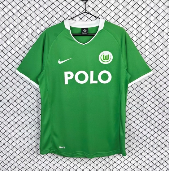 Retro 08/09 VfL Wolfsburg Home Jersey